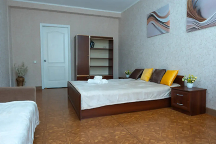 Na Ulitse Kazybek Bi 172 Flat