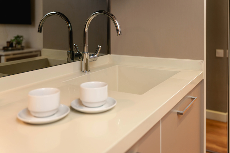 Alliance Oval Apartments