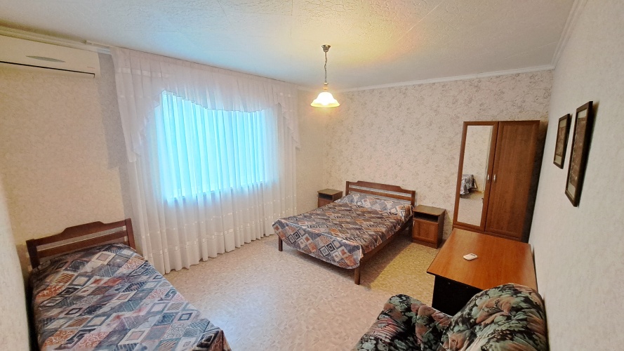 Standard Triple room with balcony