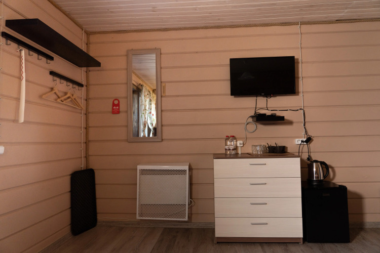 Фотография номера гостиницы Любытино-Хутор