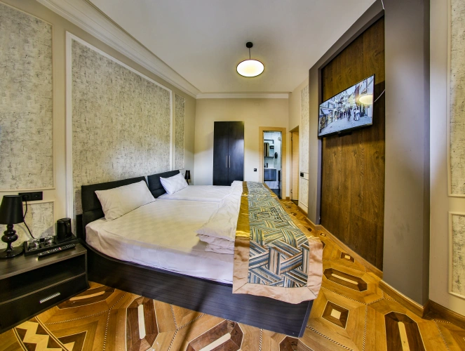 Standard Double room with city view