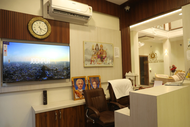 Shiv Hari Heritage Hotel