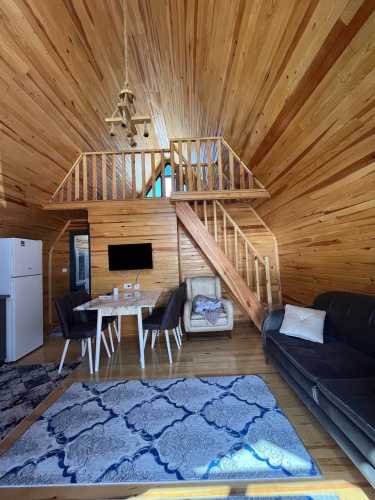 2 Bedrooms Cottage with balcony
