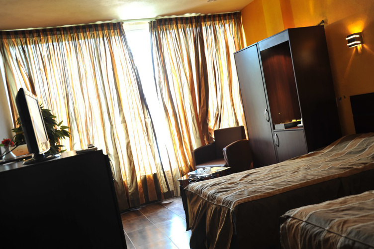 Standard Double room with view