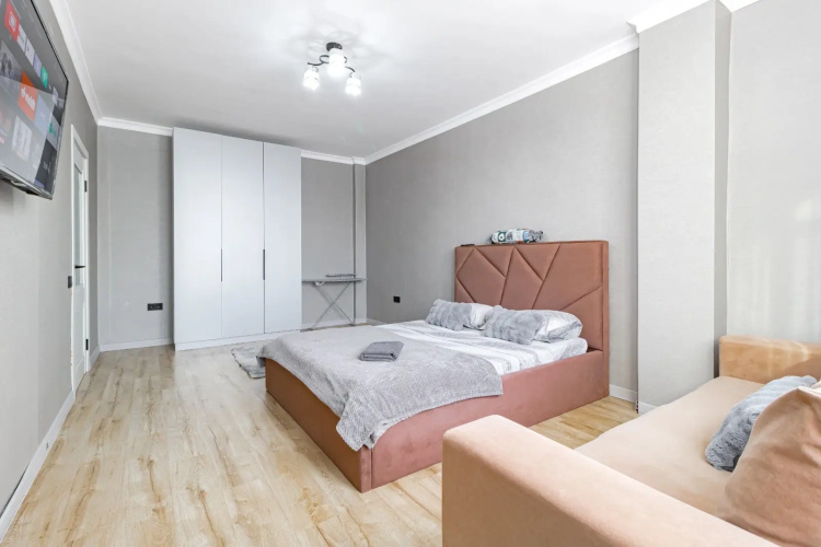 Seraya Krasotka Flat
