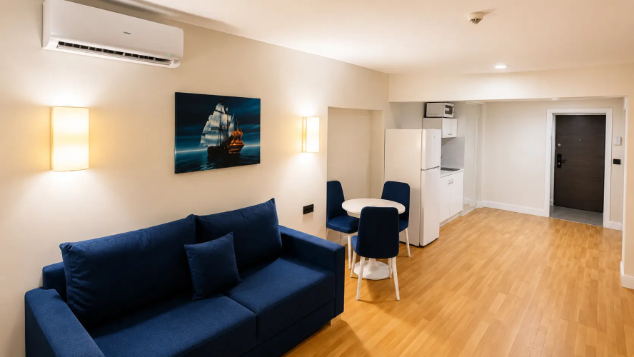 2 Bedrooms Apartment with balcony and with city view