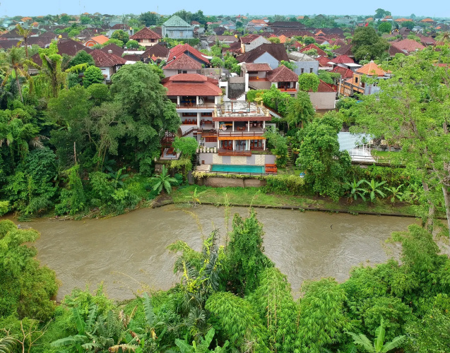 Little Ubud River View Villa