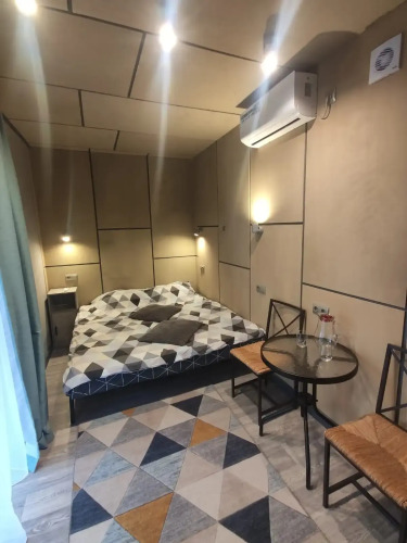 Двухместные апартаменты c 1 комнатой с балконом и с красивым видом из окна двуспальная кровать