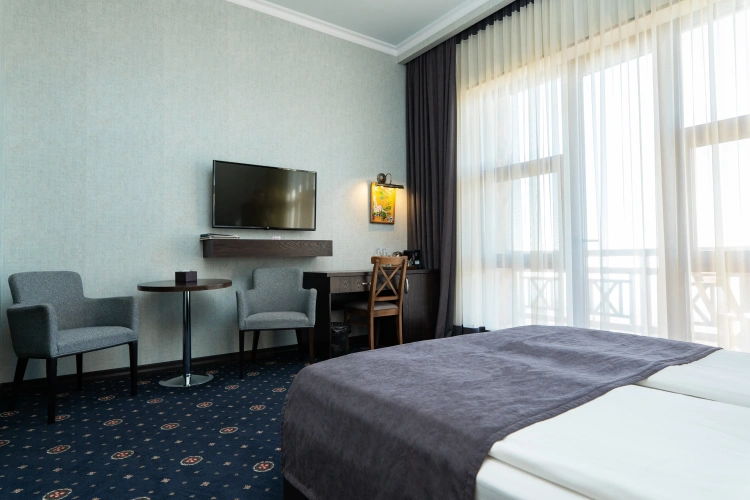 Superior Double room with balcony and with mountain view