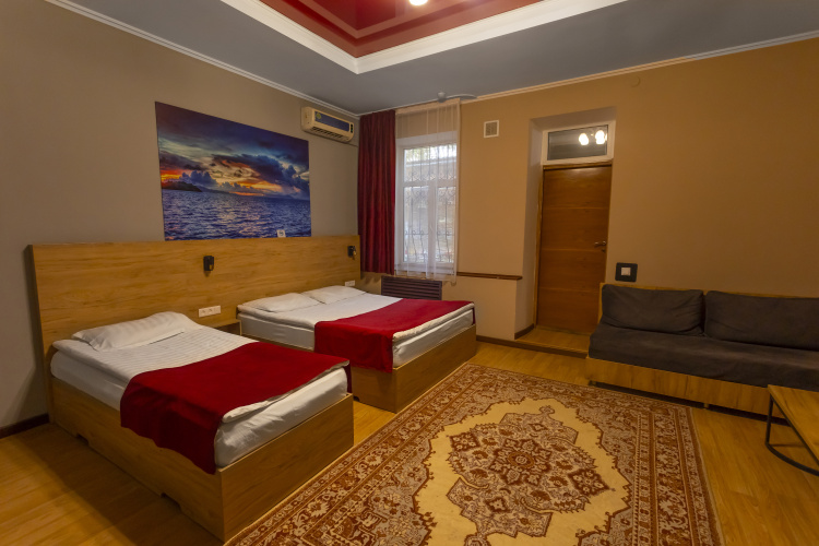 Deluxe Triple room
