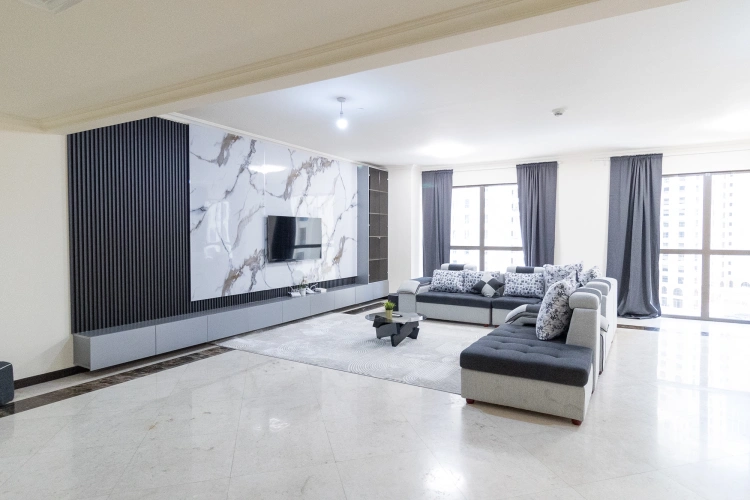 3 Bedrooms Luxury Apartment with balcony and with view