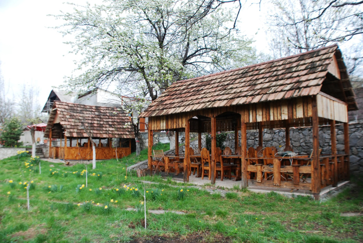 Ktoor Guest House