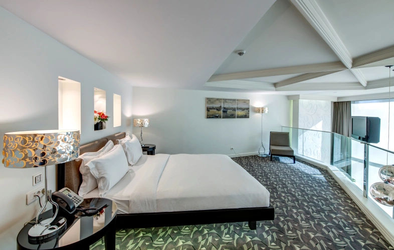 Grand Double Duplex Suite