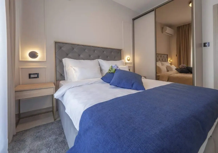 1 Bedroom Apartment with balcony