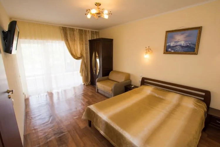 Triple Suite