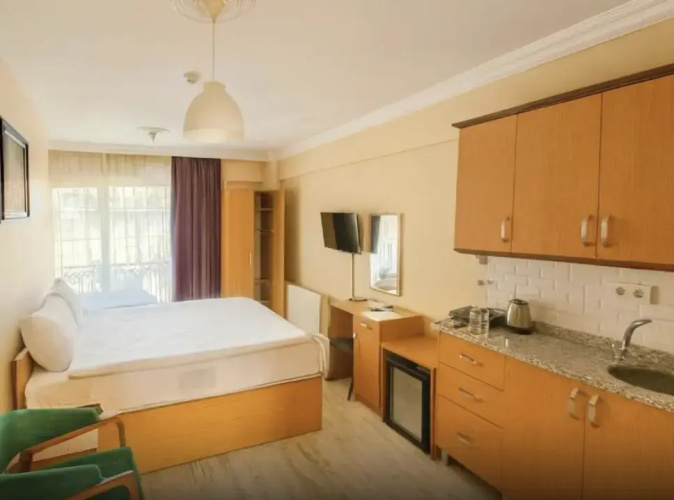 Standard Triple room