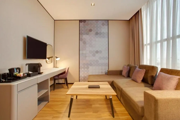1 Bedroom Suite