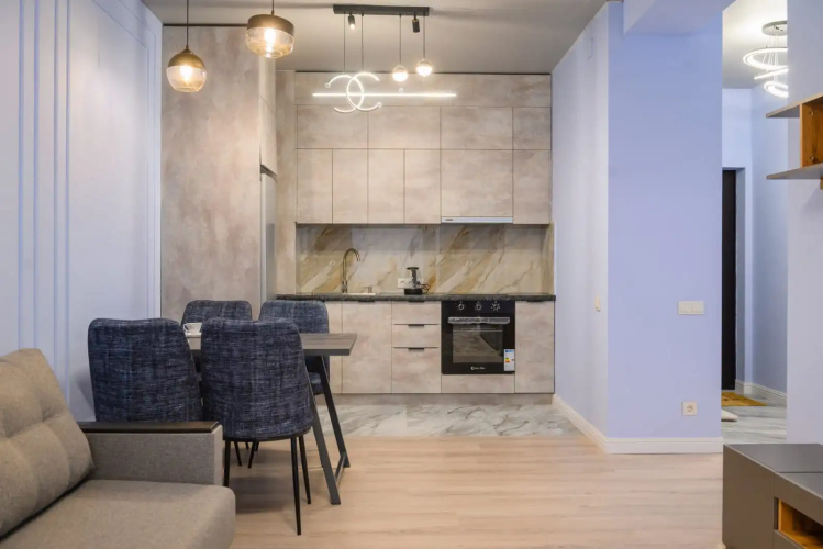 V tsentre goroda Almaty Flat