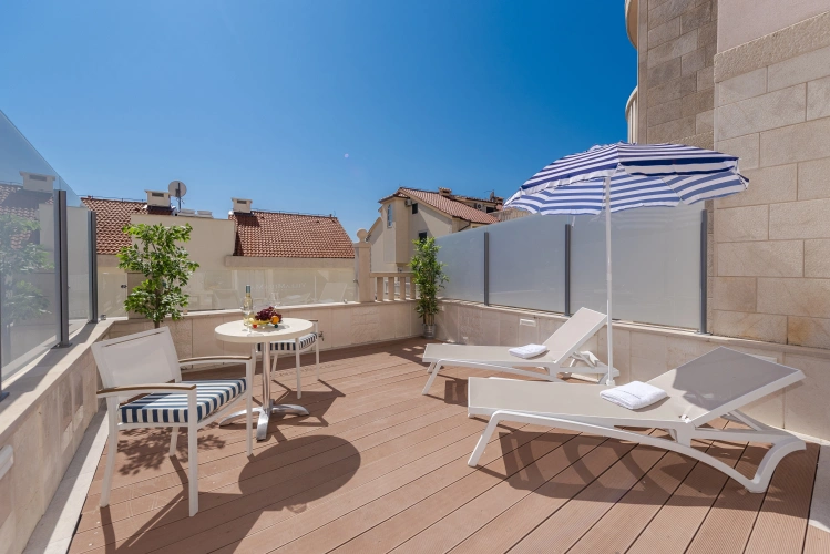 Comfort Double room with balcony and beachfront