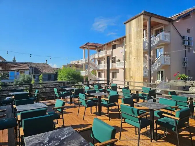 Ikona Hotel