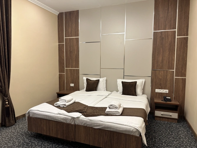 Deluxe Double room with view