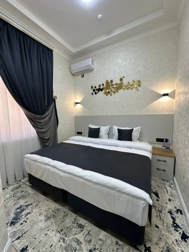 Standard Double room with city view