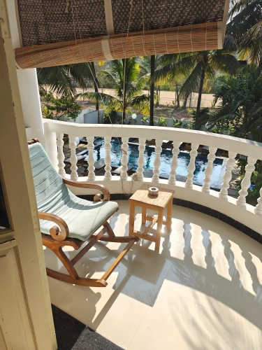 3 Bedrooms Luxury Apartment with balcony