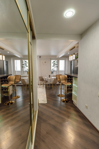 Stilnaya v tsentre goroda Flat