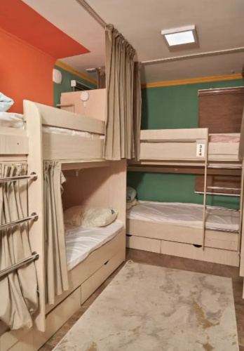Day to Day Hostel
