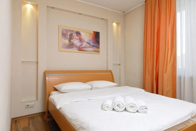 Фотография номера квартиры Квартира Двухкомнатная в тихом зеленом дворике