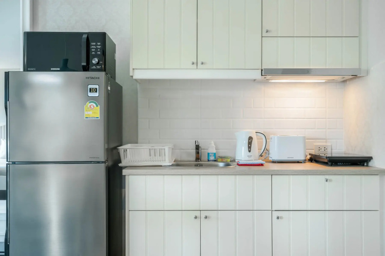Studio Apartment by the Sea E413 Apartments
