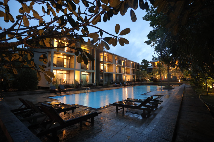 Fresco Water Villa Hotel