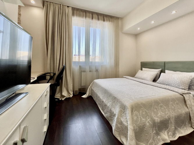 Фотография номера квартиры Апартаменты 4 комнатные Vip пр-т Независимости 30 Центр