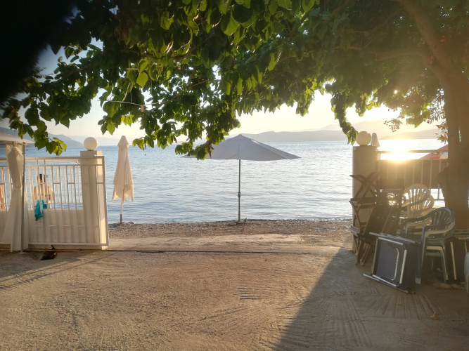 Akrogiali Apart-Hotel