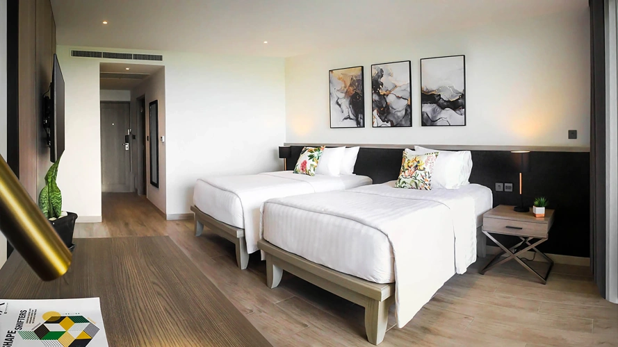 Superior Paradox Twin room with balcony and with garden view