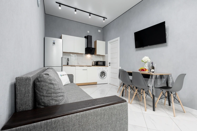 3 Bedrooms Apartment with balcony