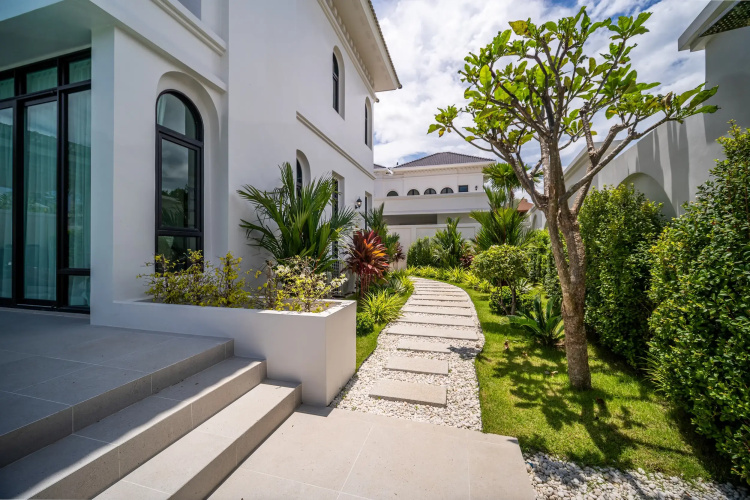 Fifth Element Pool Villas by NLA Apartment hotel