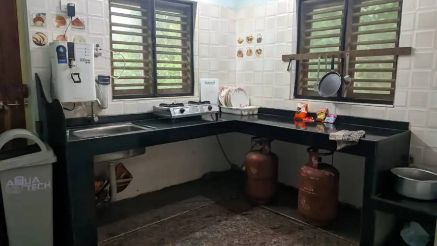 Aasare Guest House