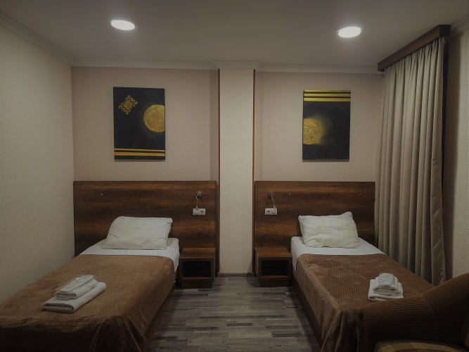 Standard Triple room with mountain view