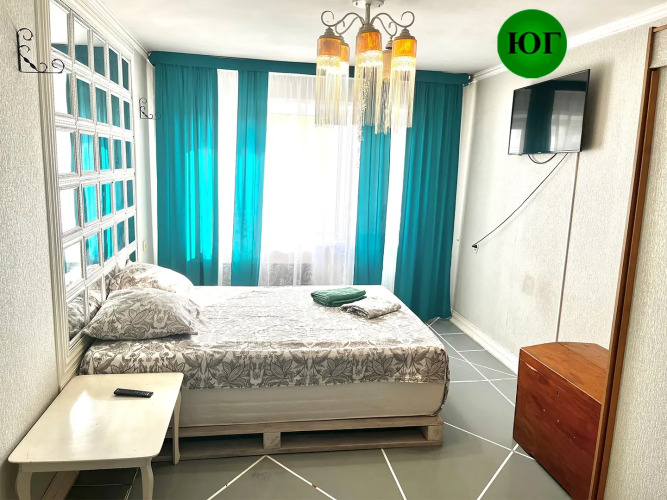 Фотография номера квартиры Квартира Трехкомнатная на Сургуладзе 13