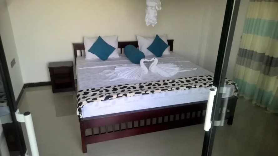 Cloudy Hill Cottage Hotel
