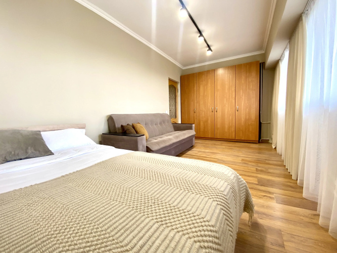 3-komnatnaya Samal-1 Flat