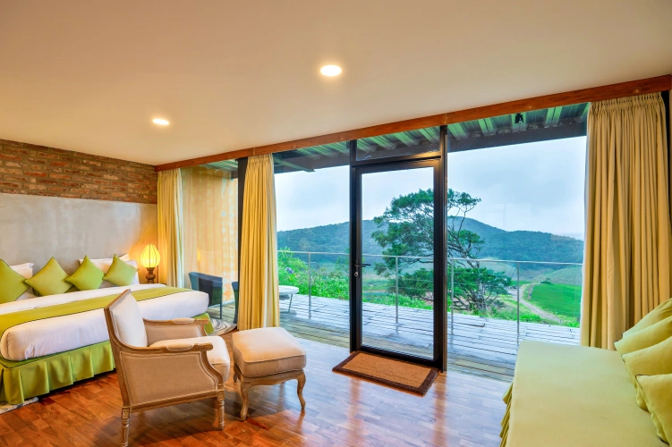 Superior Suite with mountain view