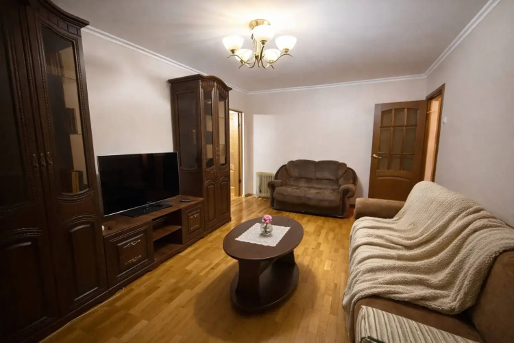 Zhivi V Serdtse Sukhuma Flat