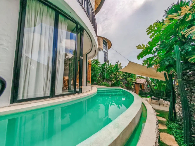 Hillstone Luxury Village Bed&Breakfast