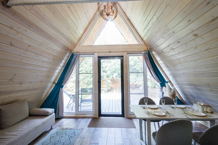 Фотография номера Коттеджа Частный дом А-фрейм для отдыха в дубовом лесу