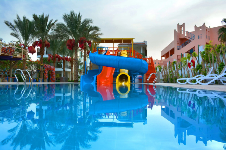 Minamark Beach Resort & Spa