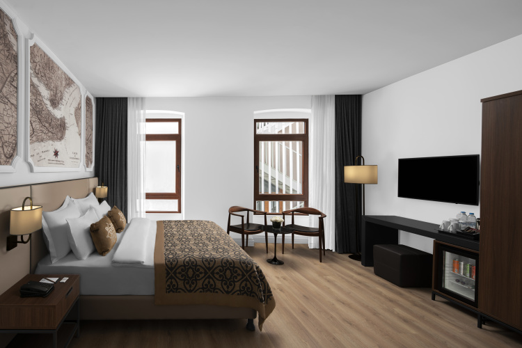 Deluxe Double Suite with Sofa Bed