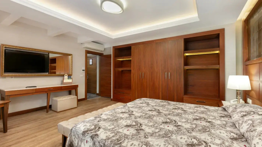 Garden Deluxe Double Suite with balcony