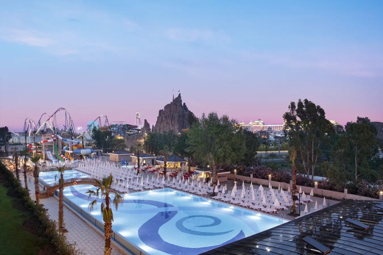 Aydinbey Queen's Palace & Spa - Ultra All Inclusive Resort